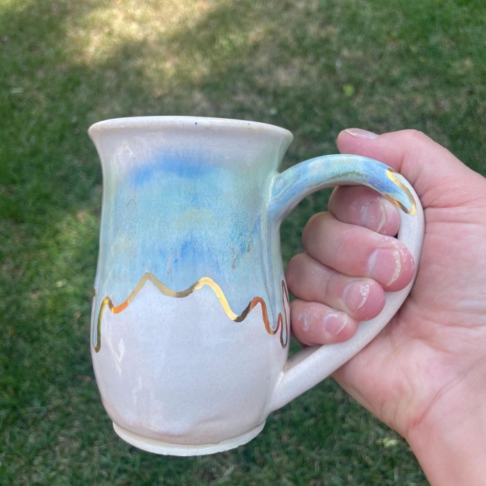 gold luster pottery