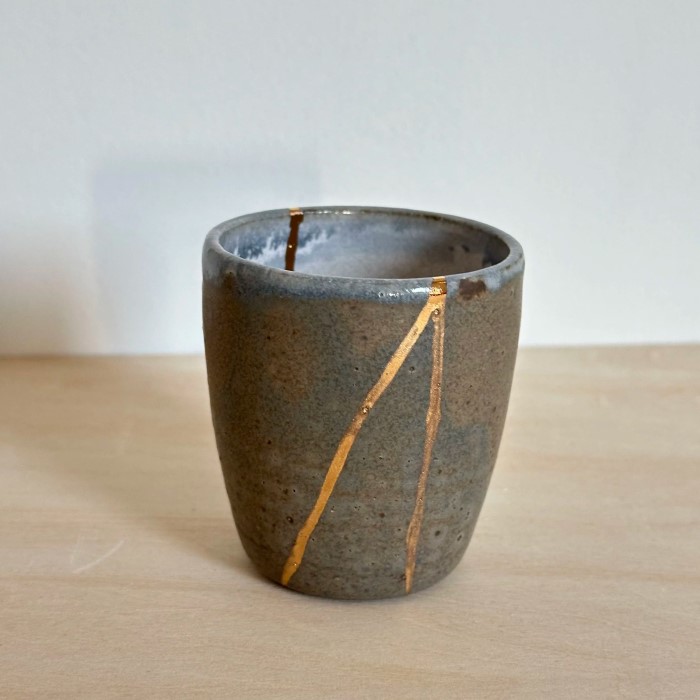 gold luster pottery