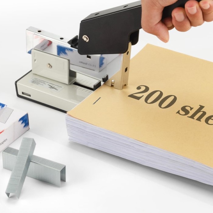how to insert staples in stapler