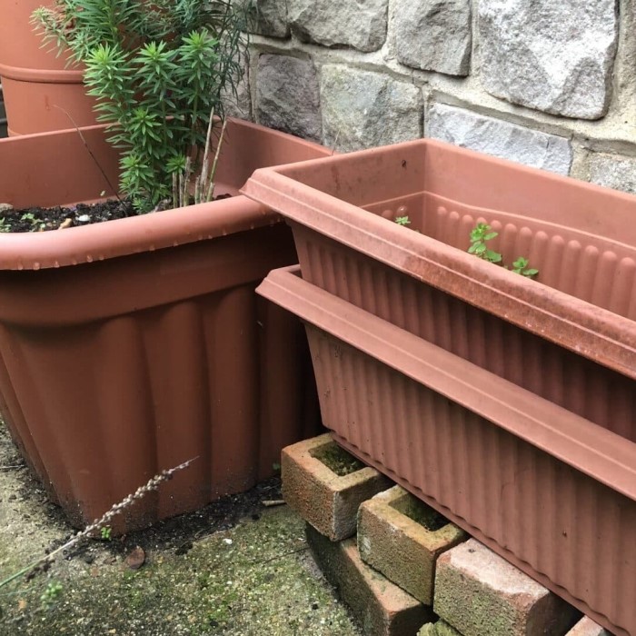 terracotta spray paint for plastic